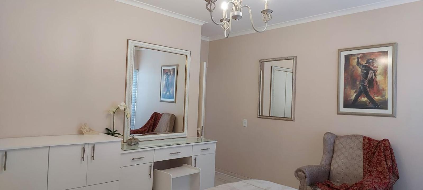 Shalom Beach House Bloubergstrand Exterior photo